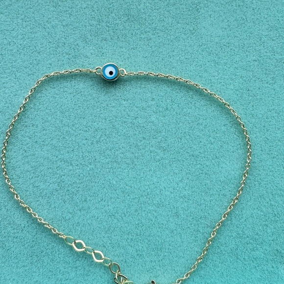 Dainty evil eye bracelet in 14k yellow gold - Picture 3 of 3